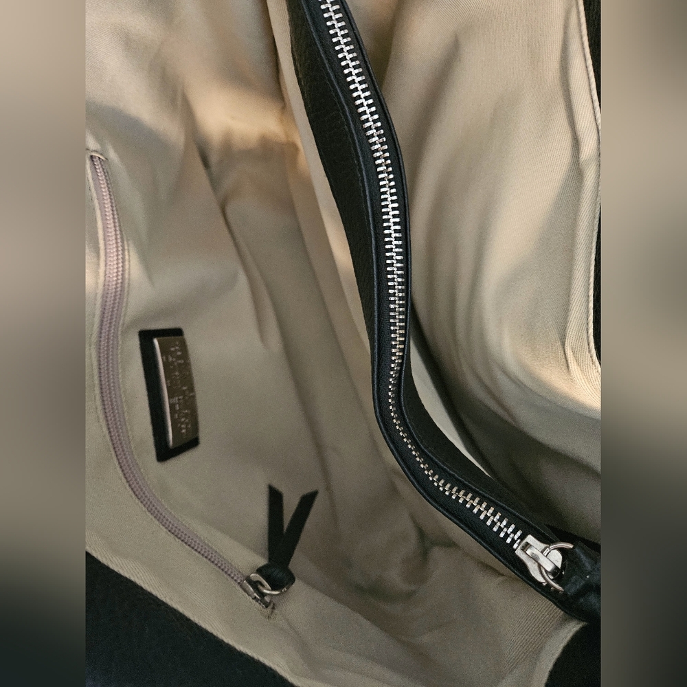 Valentino By Mario Valentino Black Leather Tote Bag - Picture 9 of 14
